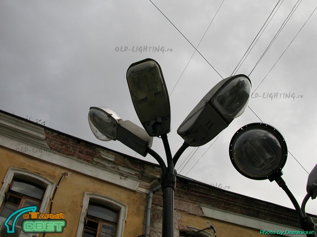 ЖКУ21(23?), неизвестный ЖКУ-«мыльница» и ЖКУ20 «Орион» – пожалуй, одни из самых популярных светильников современной Москвы.